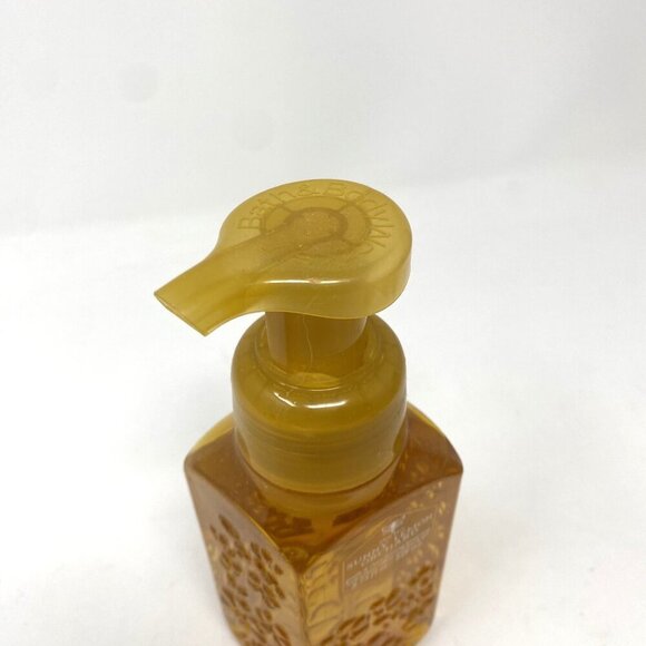 Bath & Body Works Sunny Lemon Orchard Gentle Foaming Hand Soap 8.75 Ounce - Picture 2 of 4